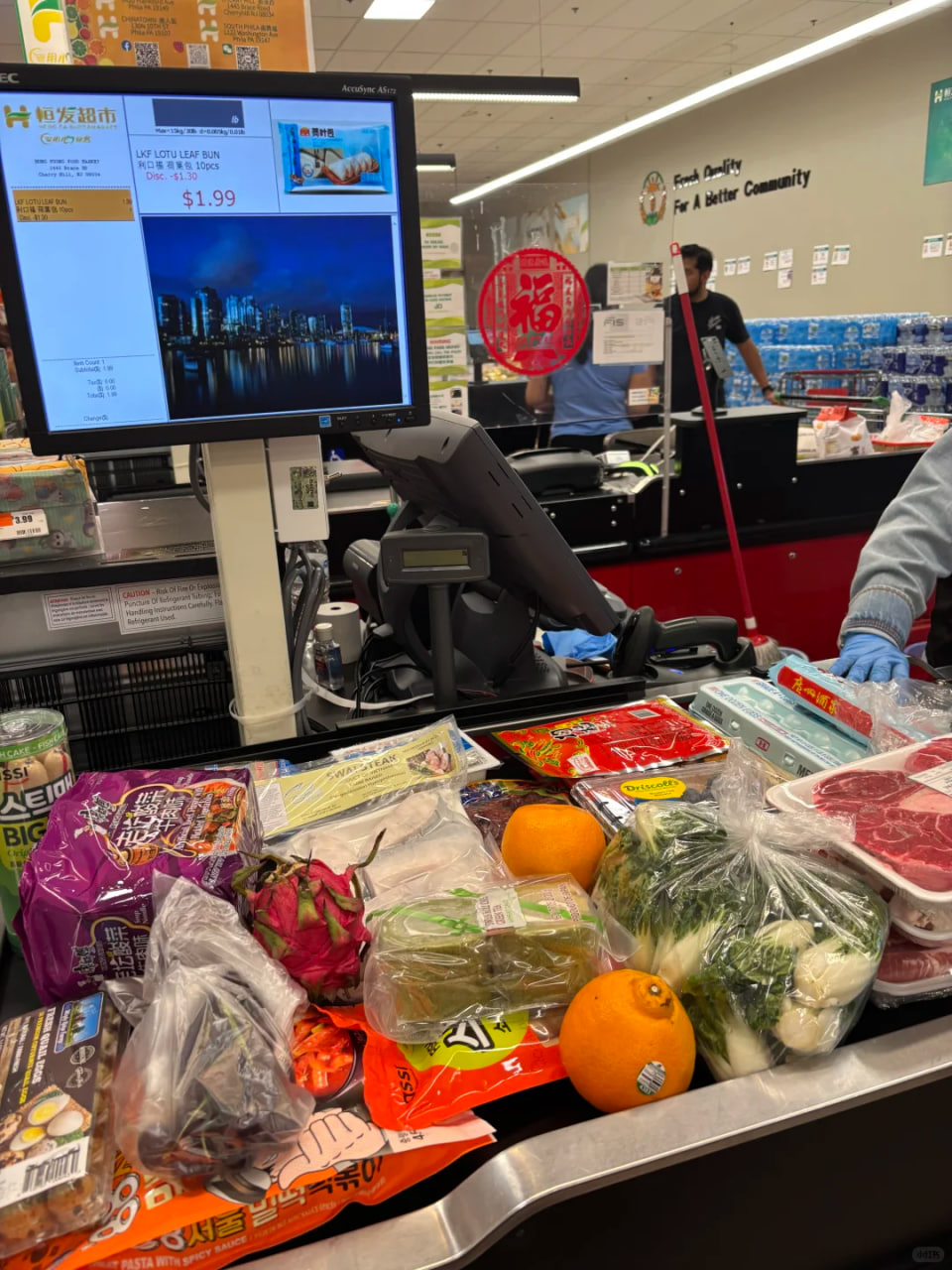 Many people ask what the difference is between “commission rebates” and “no commission rebates.” Tod